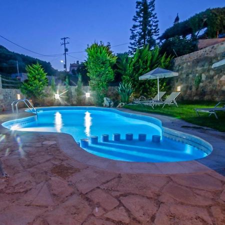 Aretaki Villas Astrátigos エクステリア 写真