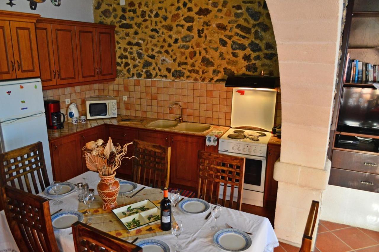 Aretaki Villas Astrátigos エクステリア 写真