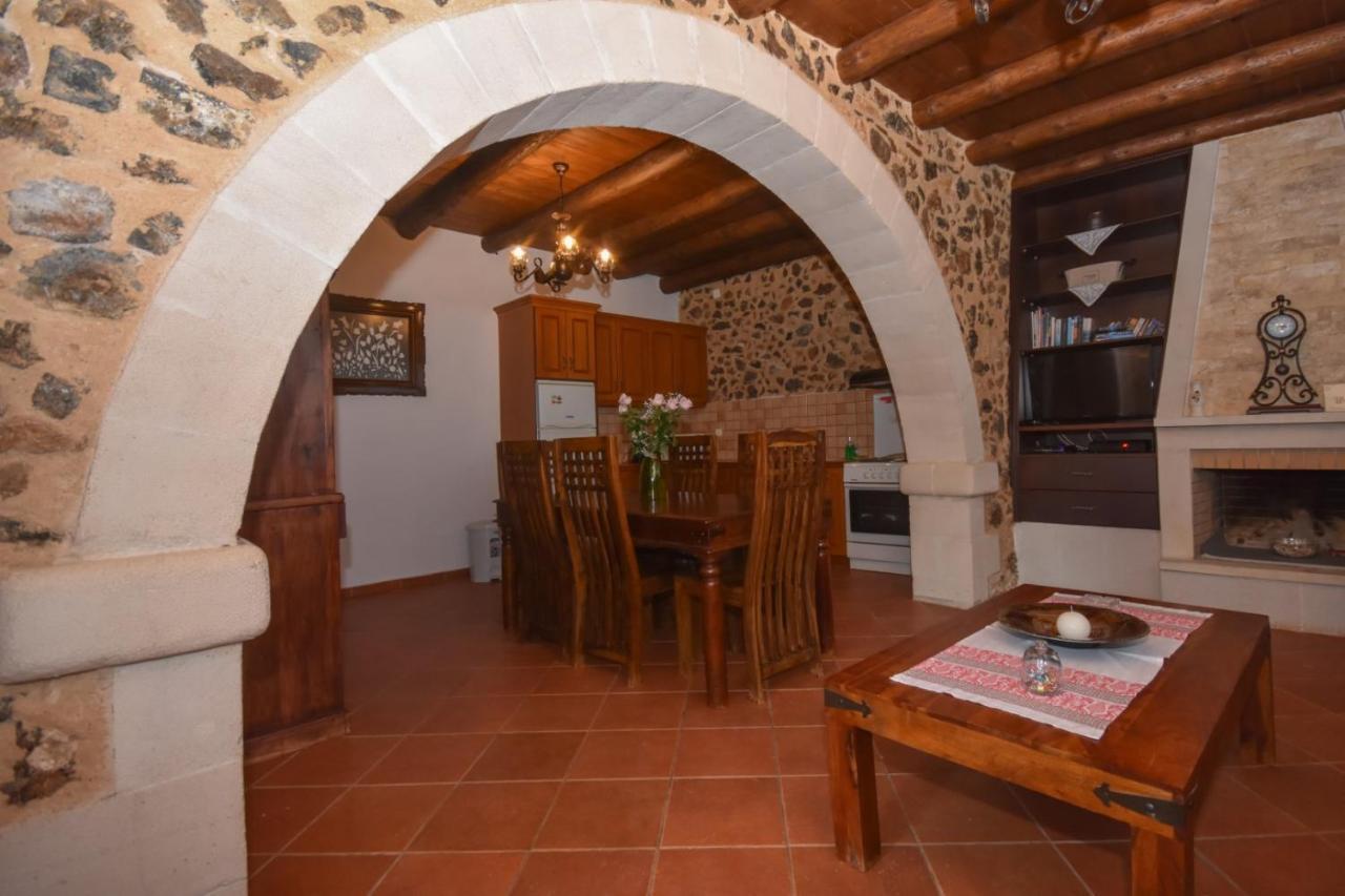 Aretaki Villas Astrátigos エクステリア 写真