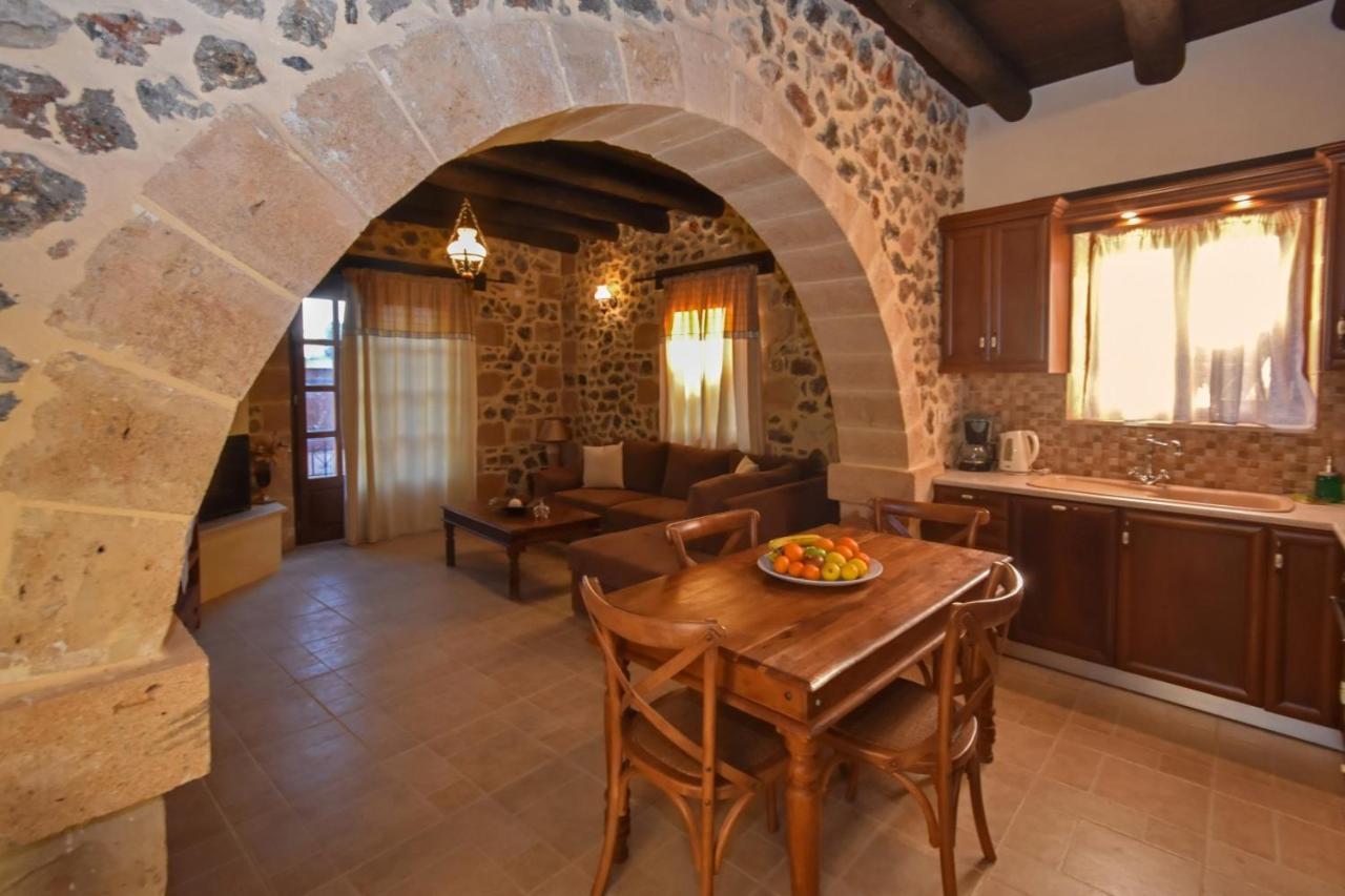 Aretaki Villas Astrátigos エクステリア 写真