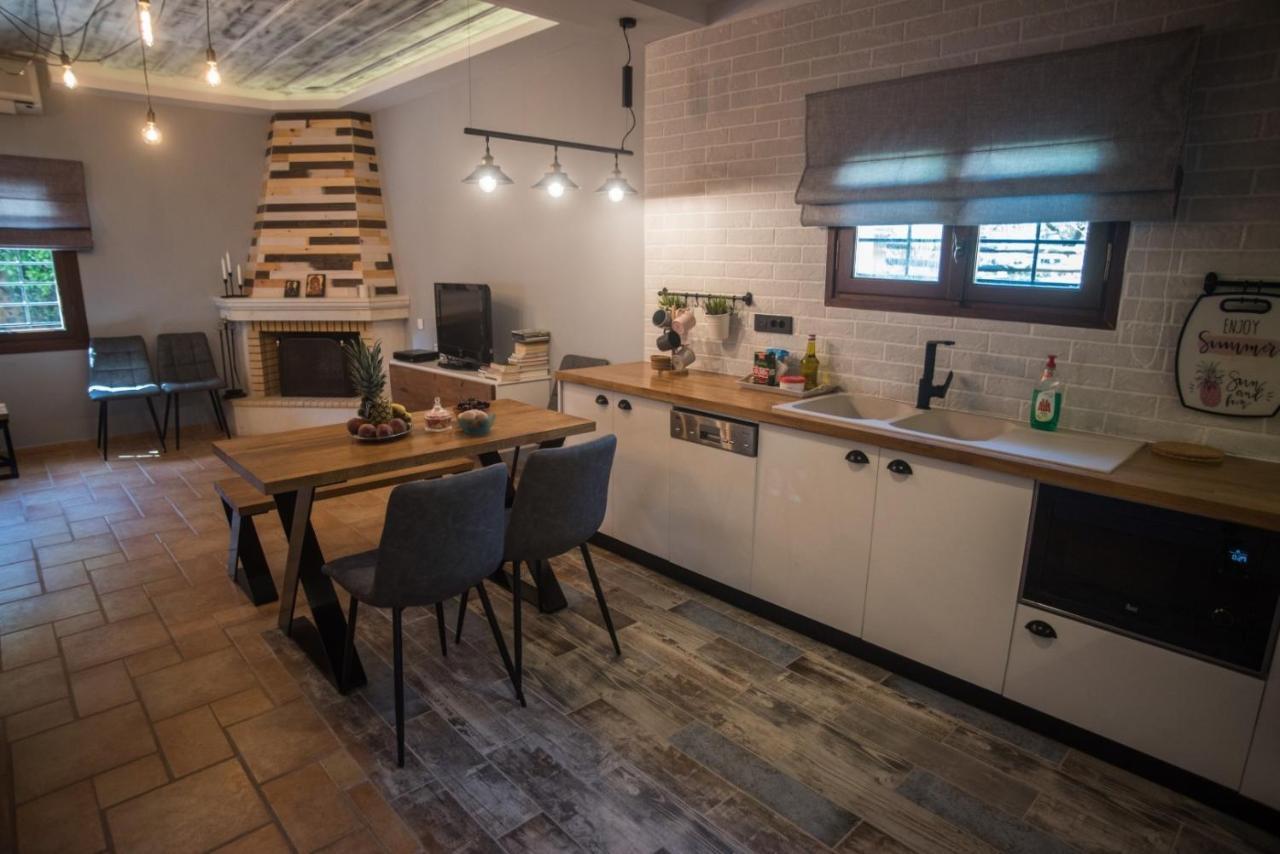 Aretaki Villas Astrátigos エクステリア 写真